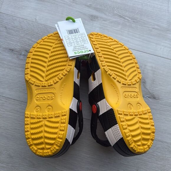 Crocs McDonald's X Classic Clog Hamburgular Blk/Whte/Yellow M5 W7 NWT in packag - Picture 10 of 11